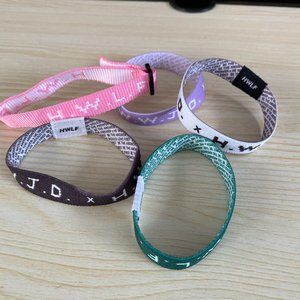 W.W.J.D / H.W.L.F bracelets! 5 Pack
